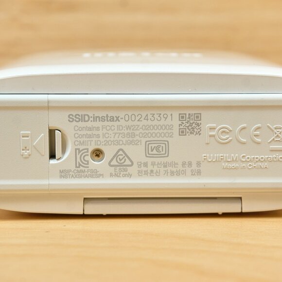 Fujifilm Instax Share SP-1 Smartphone Mobile Printer, Tested - Picture 6 of 9